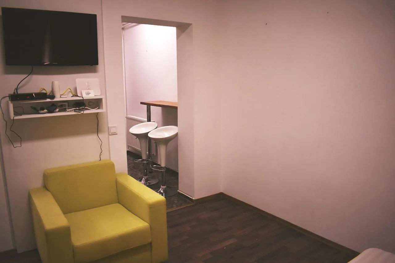 Grand Central Accommodation - Beldiman Bucarest 0*,